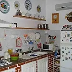 فندق Naif 2*