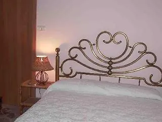 Naif Hotel Syracuse